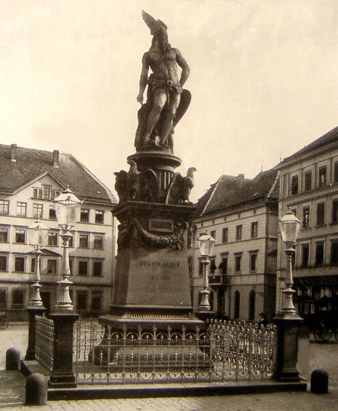 Datei:Kriegerdenkmal ca. 1920.JPG