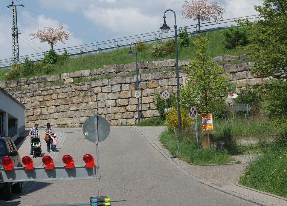 Datei:Bei der Drehscheibe.JPG