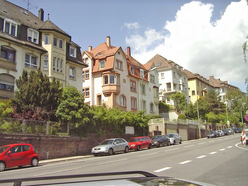 Datei:HeinrichWielandAllee.jpg