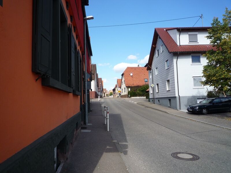Datei:Neuhausen-Hauptstrasse.jpg