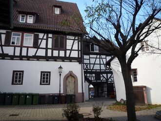 Wiernsheim-Marktplatz.jpg
