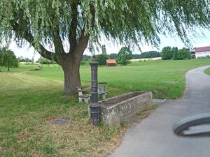 Altburg-Brunnen.jpg