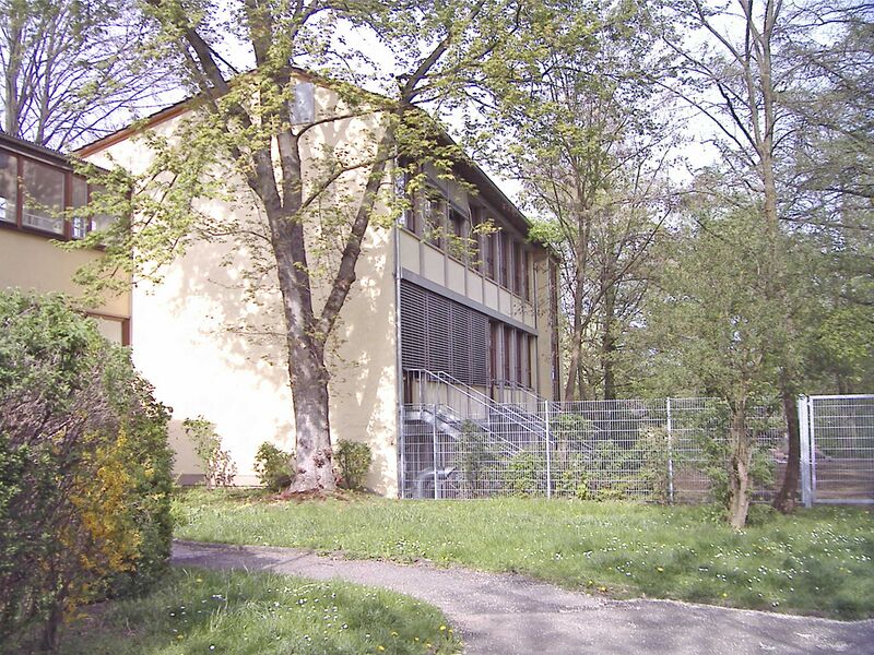 Datei:Arlingerschule1.jpg