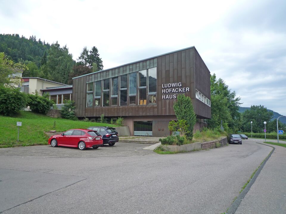 Datei:Bad-Wildbad-Ludwig-Hofacker-Haus.jpg