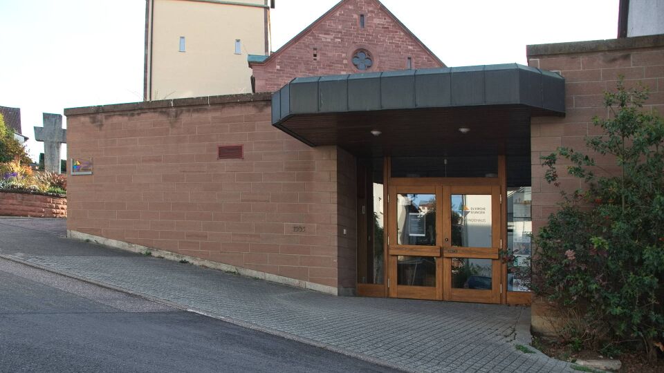 Datei:2026-10-07 Eisingen Neues Gemeindehaus.jpg
