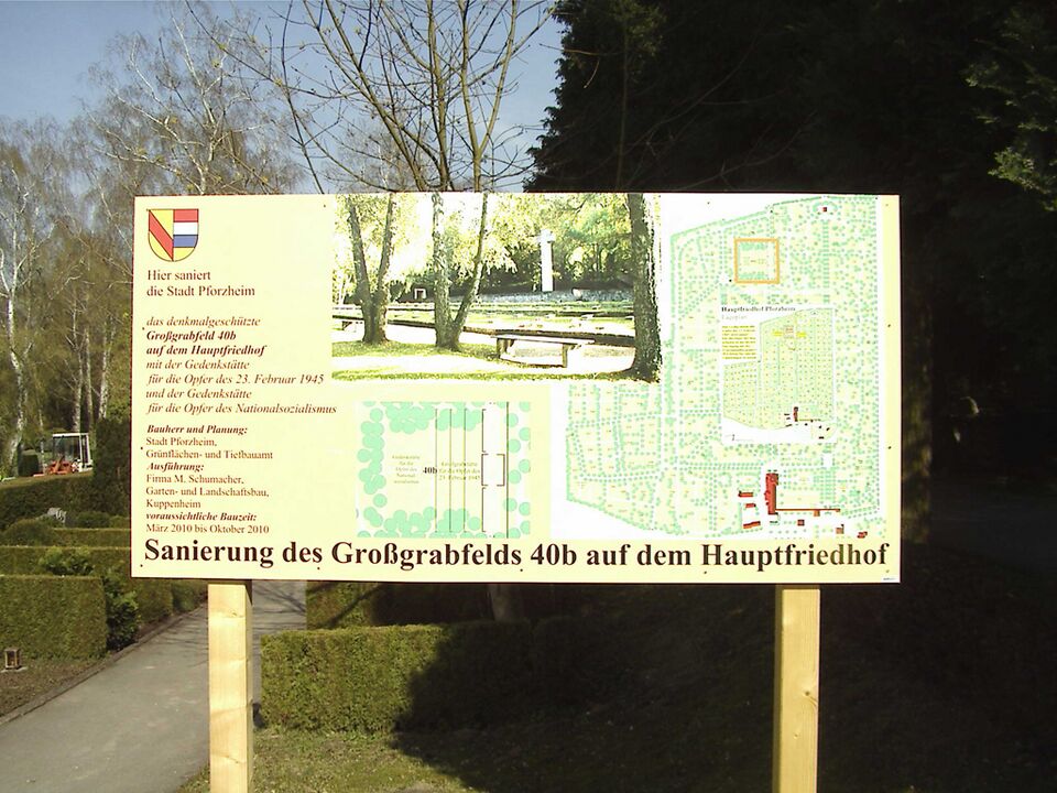 Datei:Sanierung-Großgrabfeld.jpg