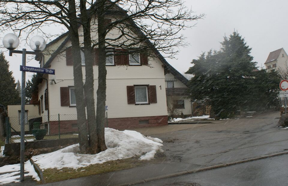 Datei:Schwabhauser Straße..jpg