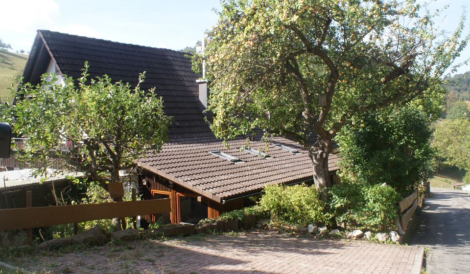 Datei:Aschenhüttenweg 6.jpg