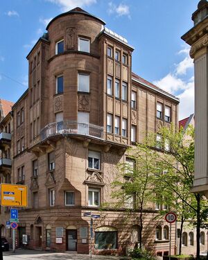 Eckhaus Hohenzollernstraße, Rudolfstraße, Pforzheim (Bild 1).jpg