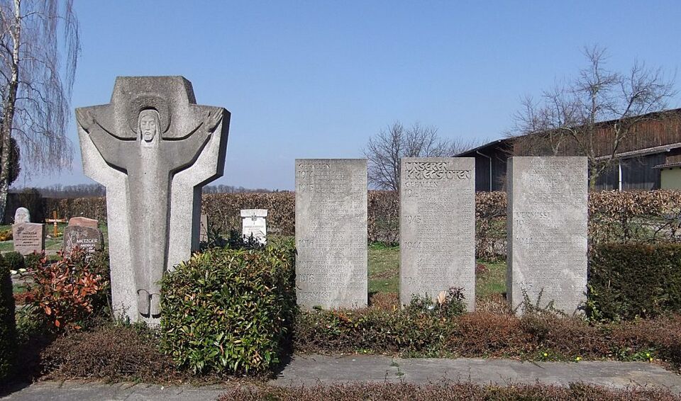 Datei:Gefallenendenkmal Schmie Gesamt.JPG