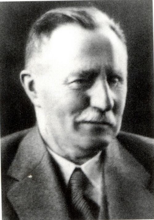 Datei:Porträt von Robert Brenner (geb. 30.4.1875 in Pforzheim; gest. 13.4.1937 in Pforzheim).jpg