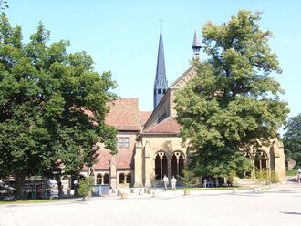 KlMbr Klosterkirche1.jpg