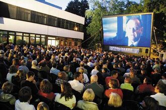 Open-Air-Kino-Vaihingen.jpg