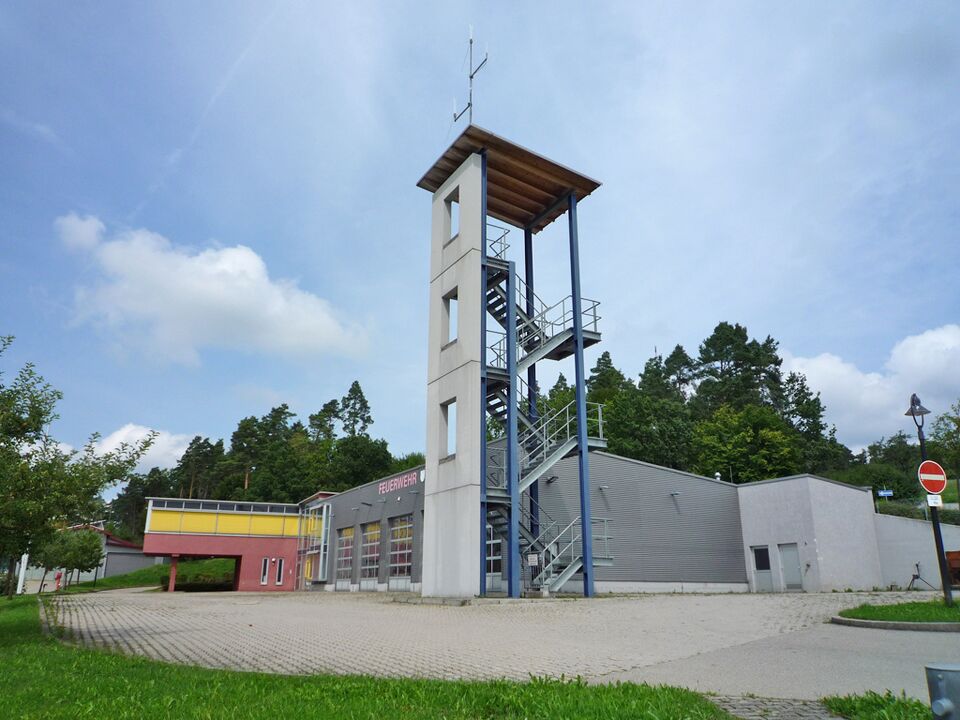Datei:Althengstett-Feuerwehr.jpg