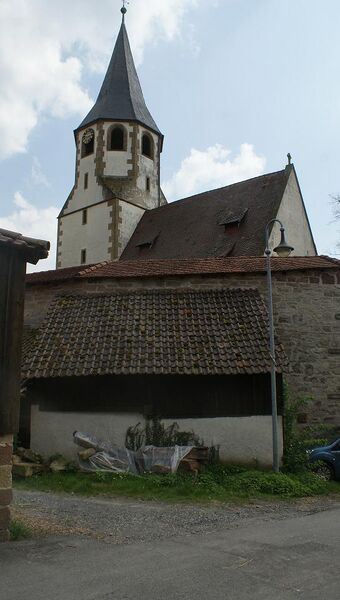 Datei:Wehrkirche von Spindelgasse aus.JPG