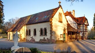 2019-02-18 Friedhof Brötzingen Aussegnungskapelle.jpg
