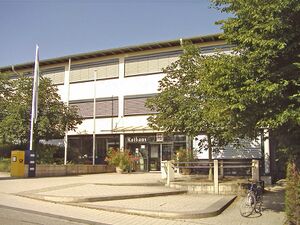 Bauschlott-Rathaus.jpg