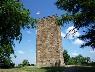 Sternenfels-Schlossberg-Turm.jpg