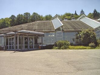 Neuenbuerg-Stadthalle.jpg