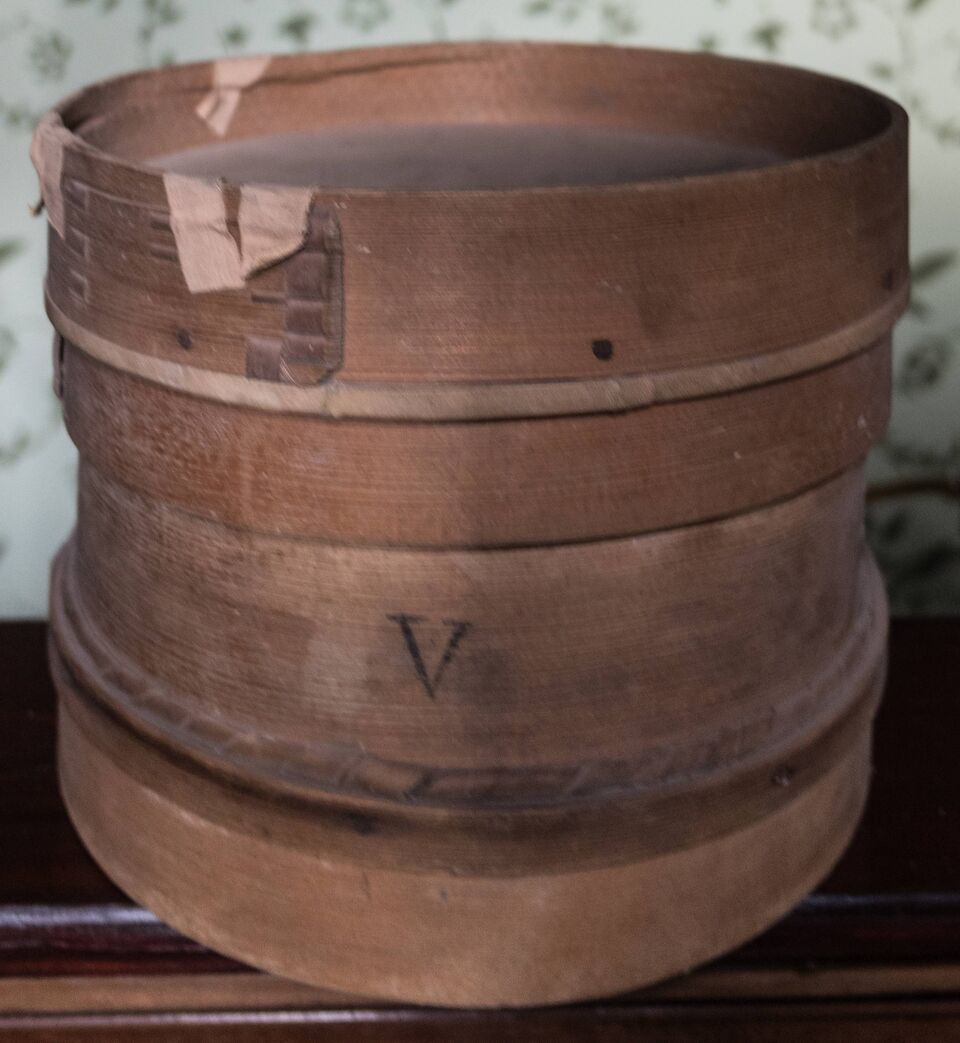 Datei:GHV Apotheke-Sieb-5-Gesamt.jpg