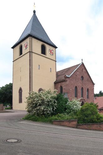 Margarethenkirche Eisingen Turm.jpg