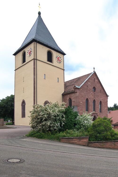 Datei:Margarethenkirche Eisingen Turm.jpg