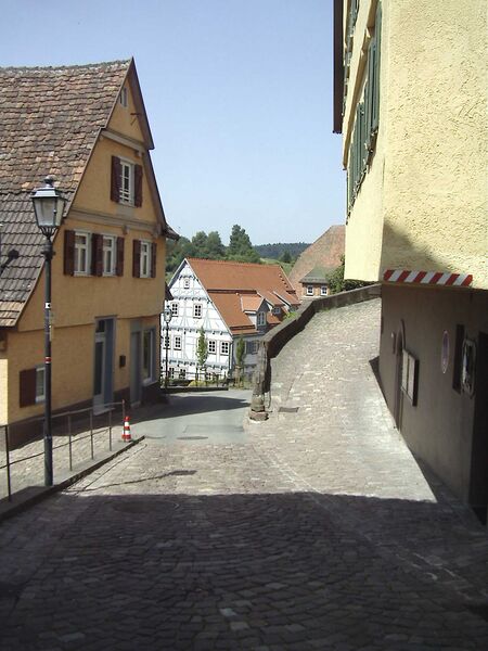Datei:Altensteig-Kirchstrasse1.jpg