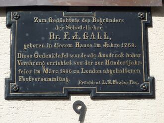 Tiefenbronn-Geburtshaus-Gall-Schild.jpg