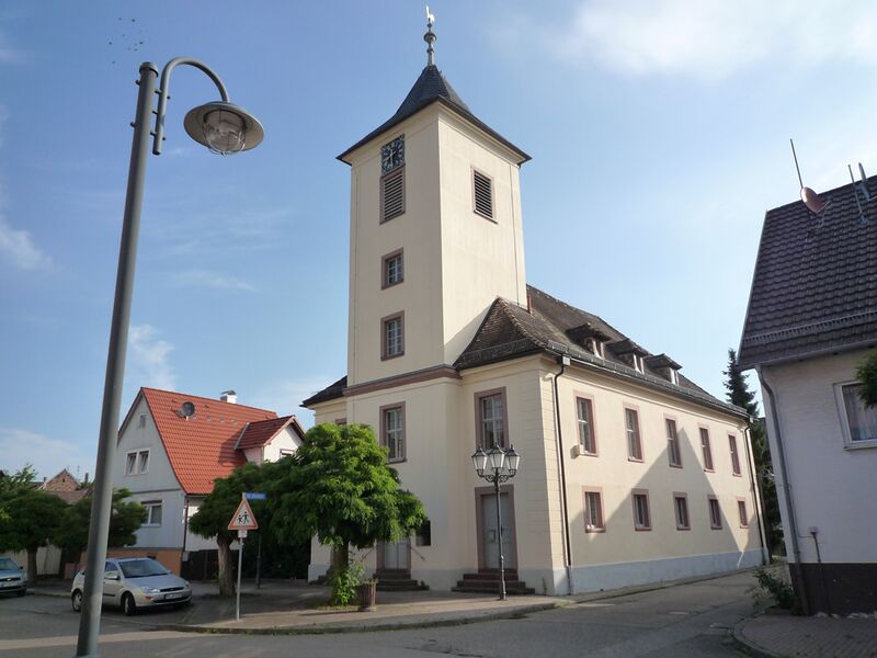 Datei:Wilferdingen-Alte-Kirche.jpg