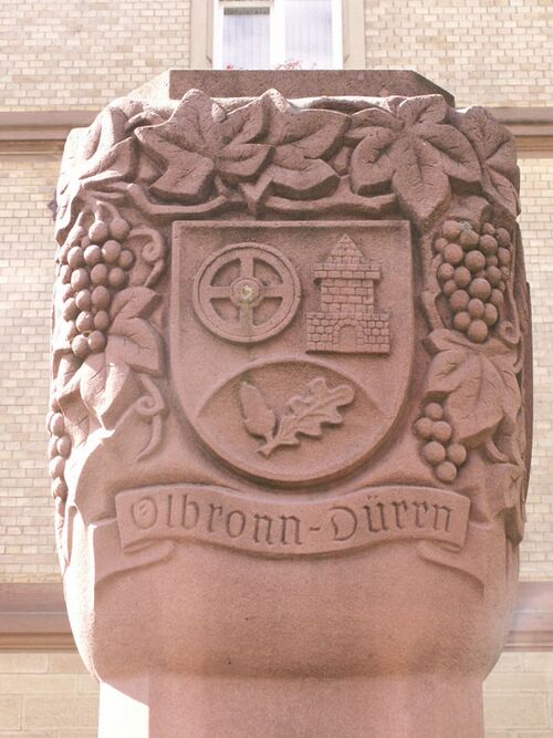 Datei:Ölbronner Brunnen 03.jpg