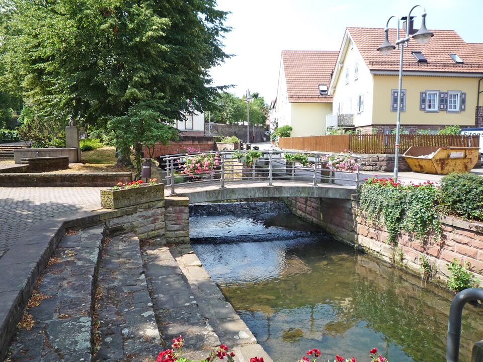 Datei:Elmendingen-Arnbach.jpg