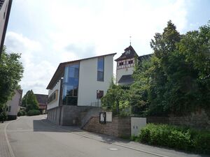 Ostelsheim-Rathaus-Kirche.jpg
