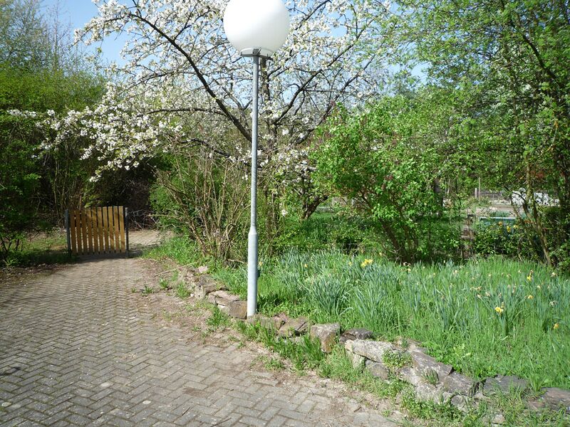Datei:Koenigsbach-schulgarten.jpg