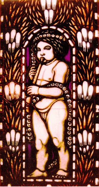 Datei:Ehem. Villa Mayer, Bichlerstraße 2, Jugendstil-Glasfarbfenster mit musizierendem Putto von den Glasmalern Gebrüdern Karl und Alfred Geck aus Wiesbaden, 1910.jpg