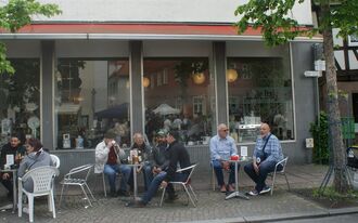 Marktstraße am Maifest.JPG