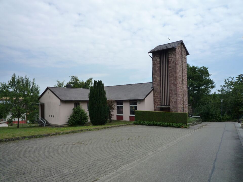Datei:Dietenhausen-Kirche.jpg