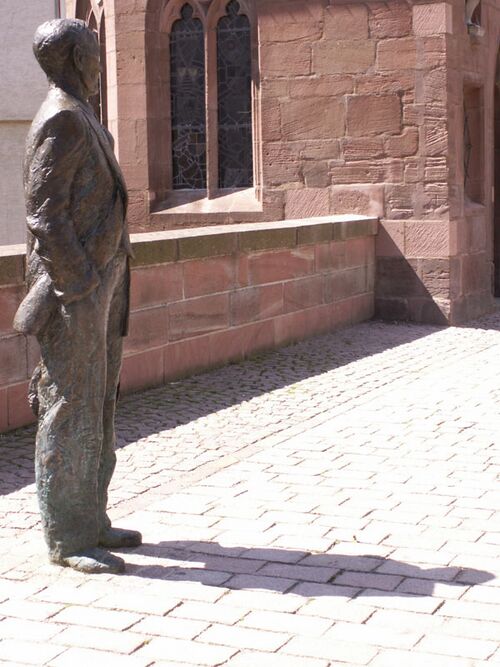 Datei:Herrmann Hesse Denkmal.jpg