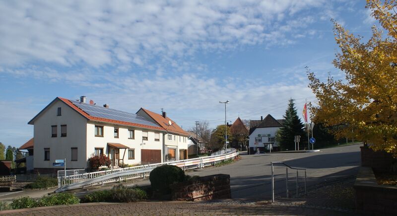Datei:Kreuzung Dobel Conweiler.jpg