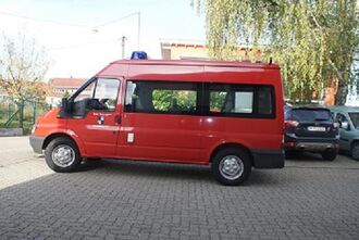Mannschaftswagen der FWF Conweiler.JPG